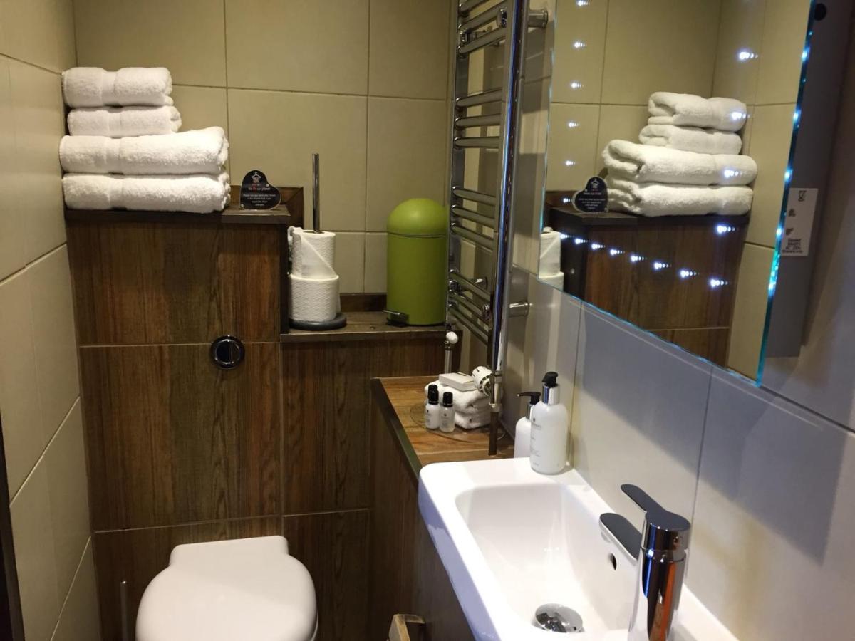 Guest And The 4* Hove